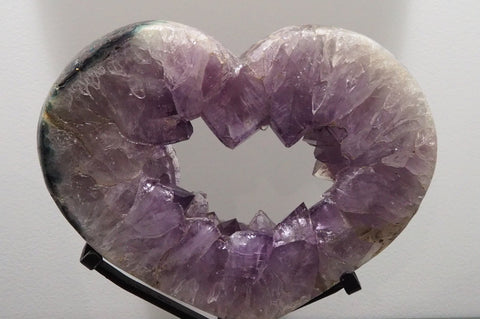 Crystal - Heart - Amethyst  Quartz