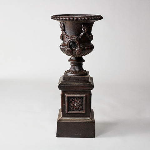 Dorchester Urn White