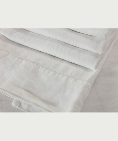 M&M Flat Pure French Linen White